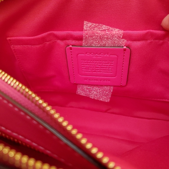 Coach Jes Crossbody Linear Quilting Leather - Picture 8 of 12